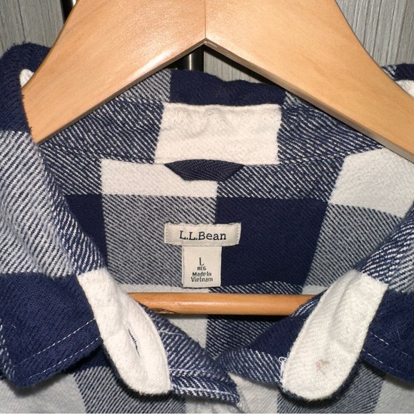 LL Bean Navy Plaid Long Sleeve Soft Flannel Shirt 100% Organic Cotton 506162 W L - Picture 5 of 16
